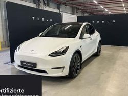 Weiß Gebraucht 2022 Tesla Model Y Performance SUV | 36.300 € (Guter Preis)