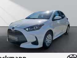 Super white 2 Gebraucht 2023 Toyota Yaris Hybrid Business Edition Limousine | 19.990 € (Fairer Preis)