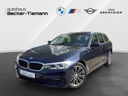 Imperialblau brillanteffekt Gebraucht 2020 BMW 530 Sport Line Kombi | 26.308 € (Superpreis)