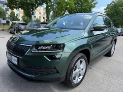 Grün Gebraucht 2021 Skoda Karoq Ambition SUV | 19.999 € (Superpreis)