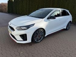Weiß Gebraucht 2019 Kia Ceed GT Limousine | 18.690 € (Fairer Preis)
