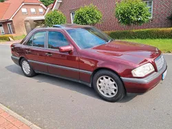 Rot Gebraucht 1996 Mercedes C180 Limousine | 1.990 € (Fairer Preis)