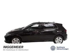 Grenadillschwarz metallic Gebraucht 2025 VW Golf VIII Life Limousine | 26.495 € (Fairer Preis)