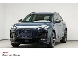 Blau Gebraucht 2025 Audi Q6 e-tron S-Line SUV | 81.560 €