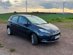 Blau Gebraucht 2009 Ford Fiesta Kleinwagen | 3.150 €