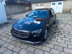 Schwarz Gebraucht 2021 Mercedes E200 Kombi | 25.500 € (Superpreis)
