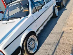Weiß Gebraucht 1983 VW Golf I GTI Kleinwagen | 8.500 €