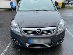 Andere außenfarben Gebraucht 2014 Opel Zafira Van / Kleinbus | 8.000 € (Fairer Preis)