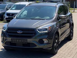 Weiß Gebraucht 2018 Ford Kuga ST-Line SUV | 18.490 € (Fairer Preis)