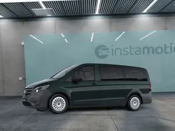 Grün Gebraucht 2021 Mercedes Vito Van / Kleinbus | 37.500 € (Fairer Preis)
