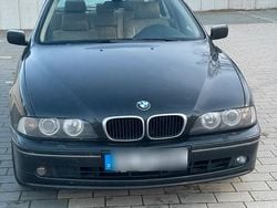 Schwarz Gebraucht 2002 BMW 530 Exclusive Limousine | 5.300 €