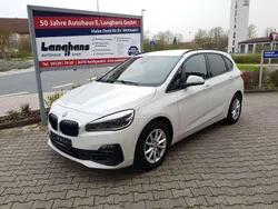 Alpinweiss 3 Gebraucht 2018 BMW 218 Active Tourer Van / Kleinbus | 18.700 € (Etwas zu teuer)