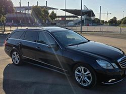 Gebraucht 2010 Mercedes E350 Elegance Kombi | 9.900 € (Guter Preis)