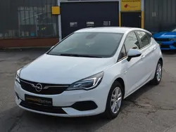 Weiß Gebraucht 2020 Opel Astra Edition Limousine | 11.999 € (Guter Preis)
