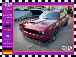 Rot Gebraucht 2022 Dodge Challenger Coupé | 45.287 € (Etwas zu teuer)