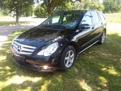 Schwarz Gebraucht 2009 Mercedes R320 Van / Kleinbus | 4.999 € (Superpreis)