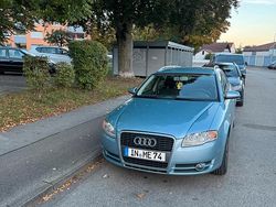 Blau Gebraucht 2006 Audi A4 Kombi | 2.300 €