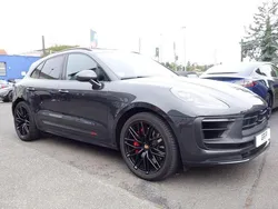 Grau Gebraucht 2022 Porsche Macan GTS SUV | 84.900 € (Guter Preis)