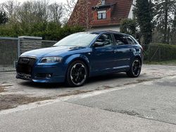 Blau Gebraucht 2004 Audi A3 Sportback Ambition Kombi | 9.500 €