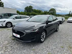 Schwarz Gebraucht 2022 Ford Focus Cool & Connect Limousine | 13.999 € (Guter Preis)