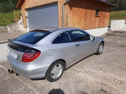 Silber Gebraucht 2003 Mercedes C180 Coupé | 4.799 €
