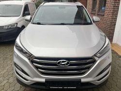 Grau Gebraucht 2015 Hyundai Tucson Trend SUV | 12.700 € (Guter Preis)