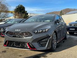 Pentametal metallic (metallic) Gebraucht 2023 Kia ProCeed Comfort Coupé | 27.890 € (Guter Preis)