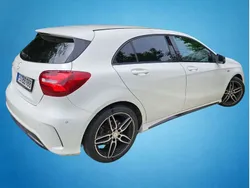 Weiß Gebraucht 2017 Mercedes A200 AMG line Limousine | 14.500 € (Fairer Preis)