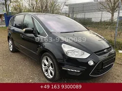 Schwarz Gebraucht 2011 Ford S-MAX Titanium Van / Kleinbus | 2.350 €
