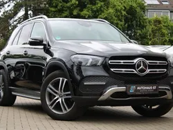 Schwarz Gebraucht 2020 Mercedes GLE300 Limousine | 59.999 € (Teuer)