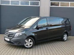 Schwarz Gebraucht 2019 Mercedes Vito Van / Kleinbus | 18.199 € (Fairer Preis)