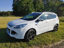 Weiß Gebraucht 2014 Ford Kuga Titanium SUV | 10.900 € (Fairer Preis)
