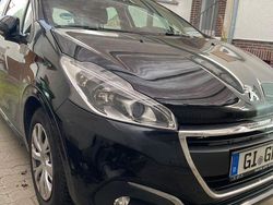 Schwarz Gebraucht 2019 Peugeot 208 Active Kleinwagen | 8.500 € (Fairer Preis)