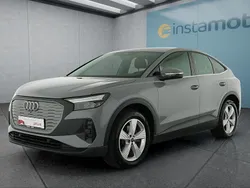 Grau Gebraucht 2023 Audi Q4 e-tron SUV | 30.499 € (Fairer Preis)