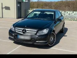Schwarz Gebraucht 2011 Mercedes C220 Limousine | 7.000 € (Fairer Preis)