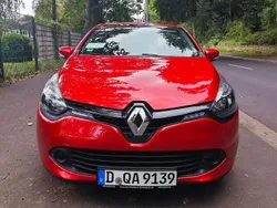 Rot Gebraucht 2014 Renault Clio IV Limousine | 7.700 € (Fairer Preis)