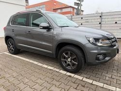 Grau Gebraucht 2014 VW Tiguan Cup SUV | 15.900 € (Fairer Preis)