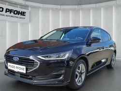 Schwarz Gebraucht 2022 Ford Focus Cool & Connect Limousine | 16.849 € (Guter Preis)