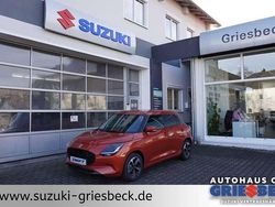 Flame orange pearl metallic Gebraucht 2025 Suzuki Swift Comfort+ Kleinwagen | 18.190 € (Guter Preis)