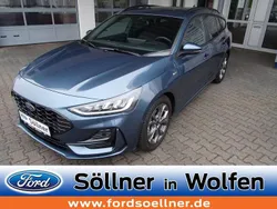 Blau Gebraucht 2023 Ford Focus ST-Line X Limousine | 22.980 € (Fairer Preis)
