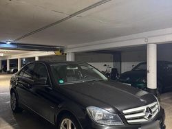 Schwarz Gebraucht 2012 Mercedes C200 Limousine | 8.900 € (Fairer Preis)