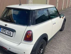 Weiß Gebraucht 2009 Mini ONE Kleinwagen | 2.000 € (Superpreis)