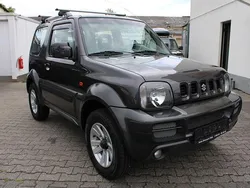 Schwarz Gebraucht 2012 Suzuki Jimny Style SUV | 13.999 € (Etwas zu teuer)
