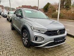 Silber Gebraucht 2024 VW T-Roc Goal SUV | 35.490 € (Teuer)