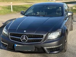 Grau Gebraucht 2013 Mercedes CLS63 AMG Shooting Brake AMG Kombi | 27.900 € (Guter Preis)