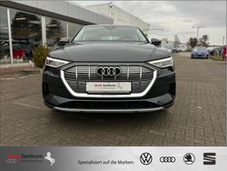 Manhattan gray metallic Gebraucht 2023 Audi e-tron Sportback Advanced SUV | 34.770 € (Superpreis)