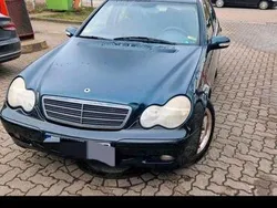Schwarz Gebraucht 2003 Mercedes C200 Kombi | 1.099 € (Fairer Preis)