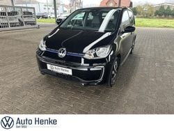 Deep black perleffekt (metallic) Gebraucht 2022 VW e-up! Kleinwagen | 13.798 € (Guter Preis)