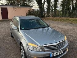 Grau Gebraucht 2010 Mercedes C220 Limousine | 7.900 € (Fairer Preis)