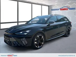 Midnight schwarz met Neu 2025 Cupra Leon Kombi | 31.999 € (Superpreis)